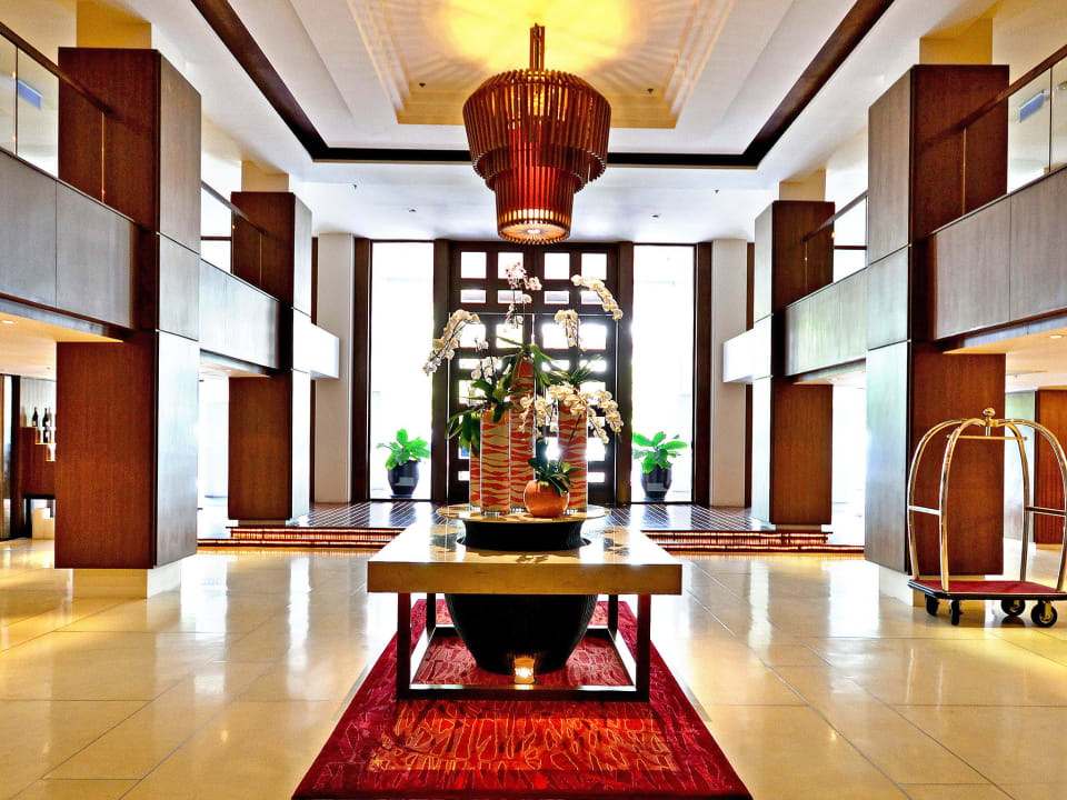 Hotel Lobby Swissotel Resort Phuket Patong Beach