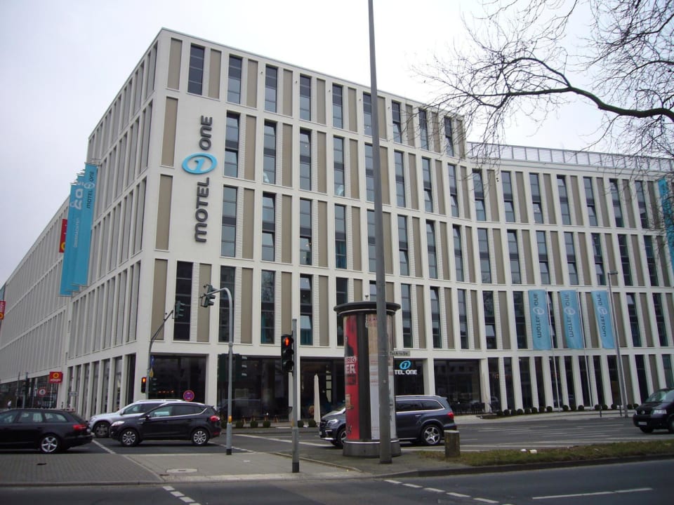 Außenansicht Motel One Köln Waidmarkt
