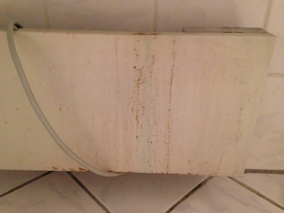 Verdreckter Boiler  Strandhotel Ahlbeck