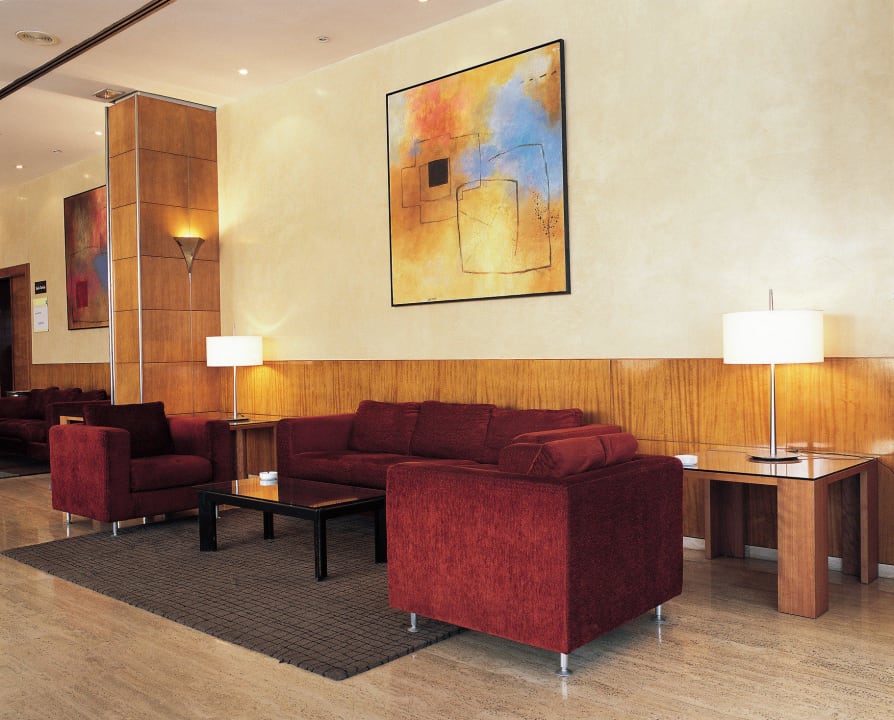 Lobby / Reception NH Sevilla Plaza de Armas