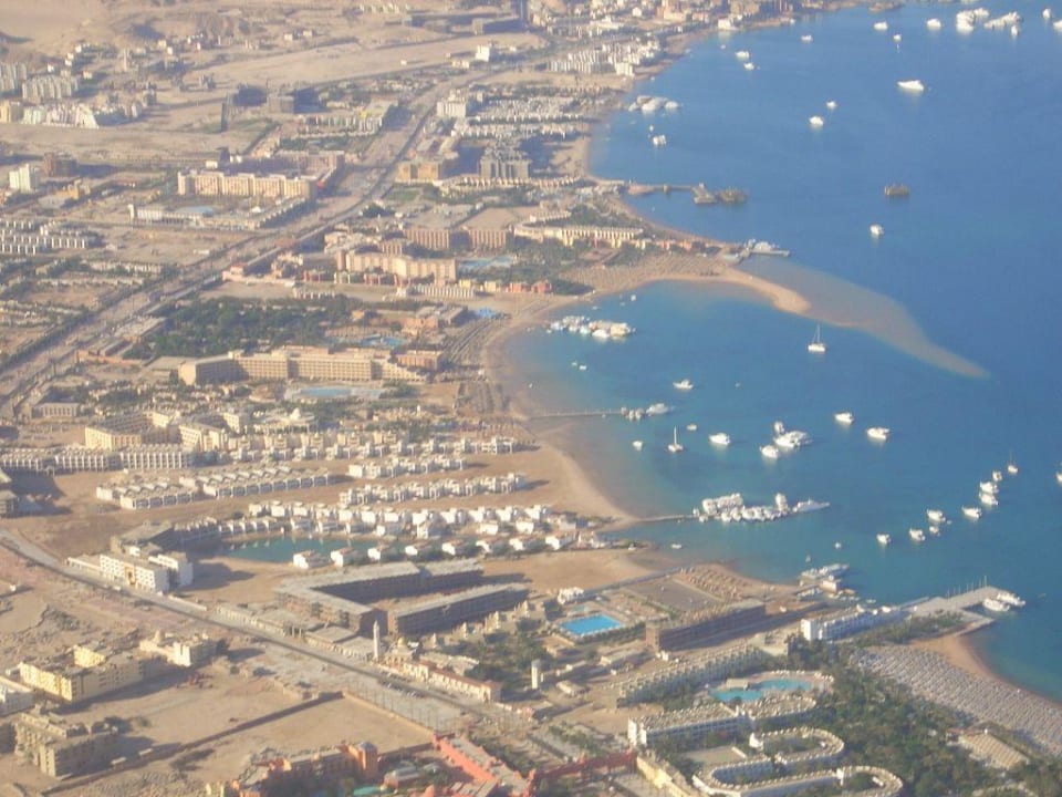 Aus dem Flugzeug Siva Grand Beach