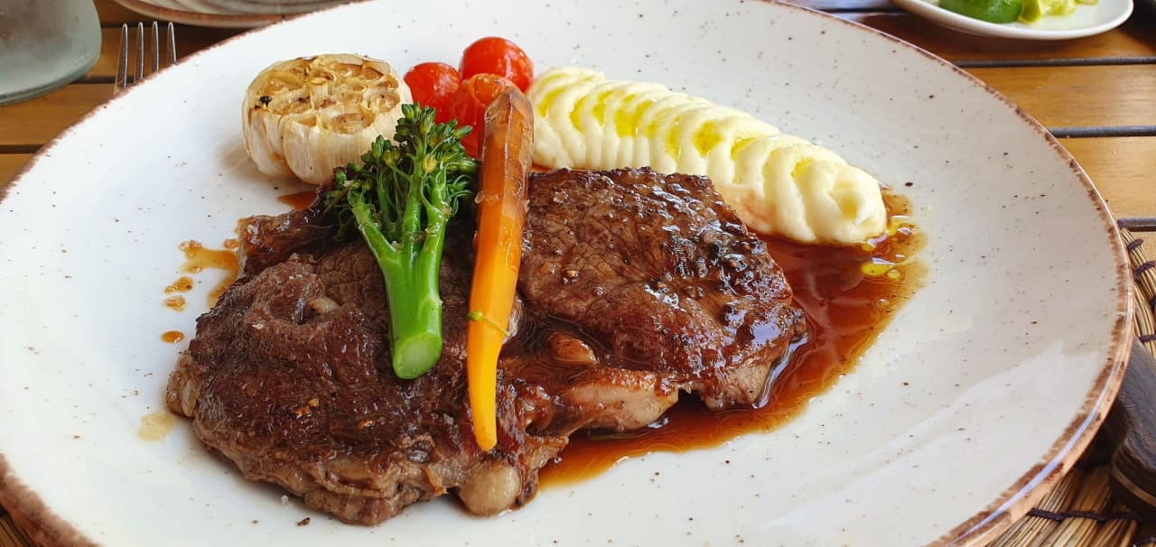 Gastro Kuredhivaru Resort and Spa, Maldives