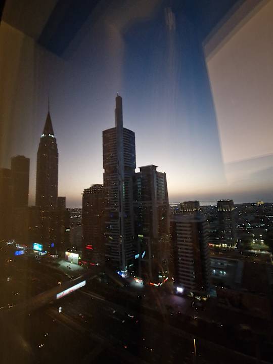 Ausblick Rose Rayhaan by Rotana