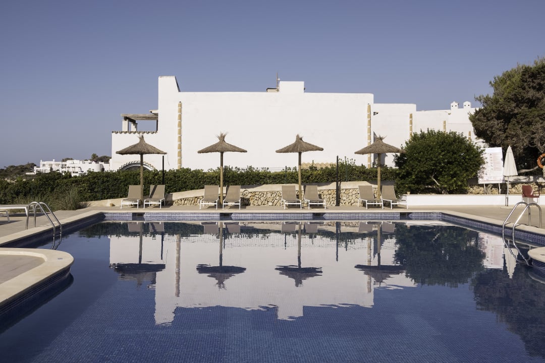Pool Alua Suites Las Rocas