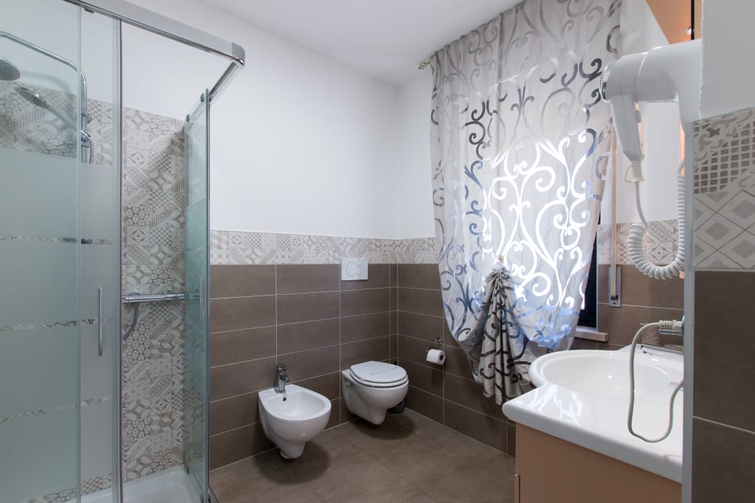 Zimmer Villa Boninsegna - Wine Enoteca Verdi -