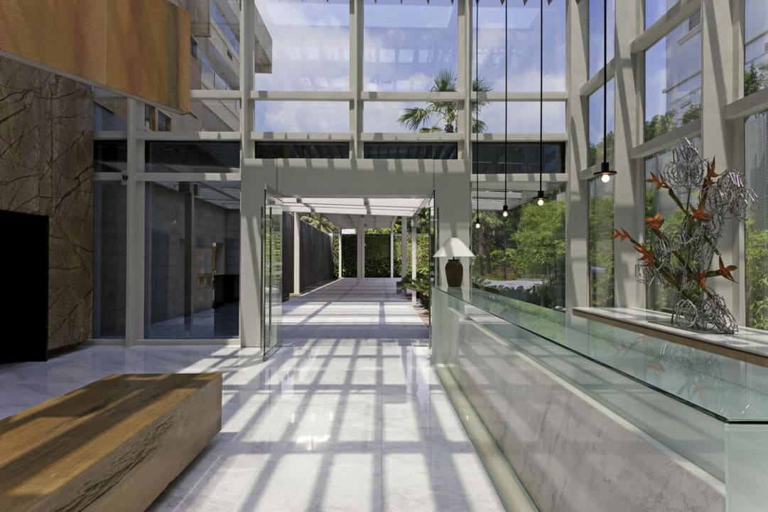 Contemporary wing lobby Oasia Resort Sentosa