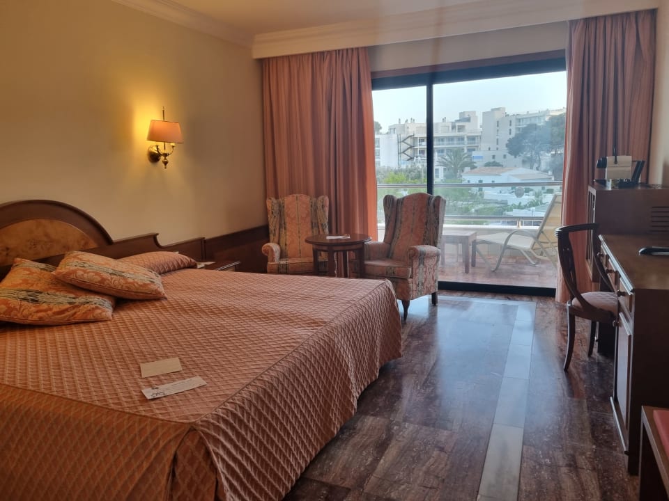 Zimmer Hotel Serrano Palace