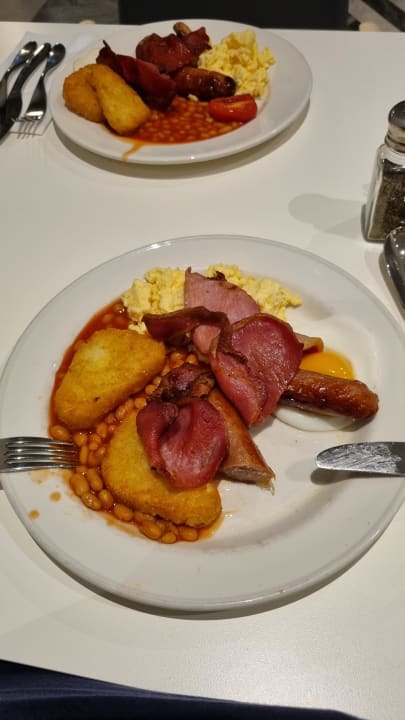 Gastro Hilton Cardiff