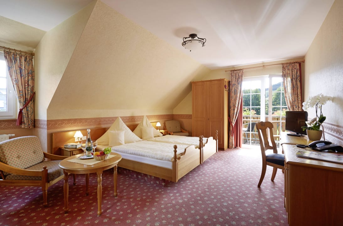 Komfortdoppelzimmer mit Balkon Hotel Landhaus Lenneper-Führt