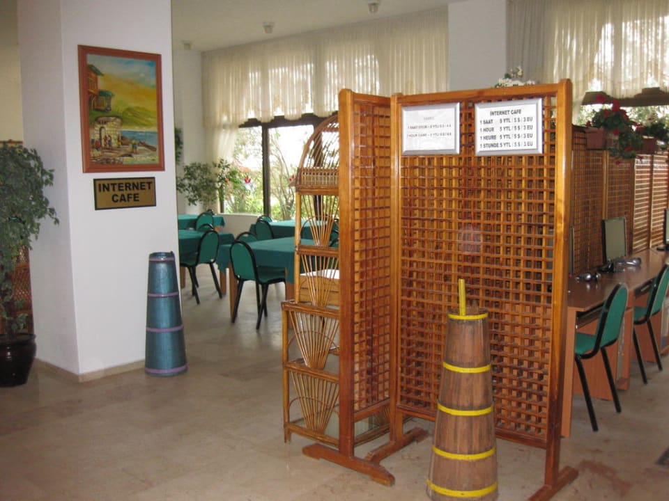 Internet und Spielecke Hotel Grand Efe