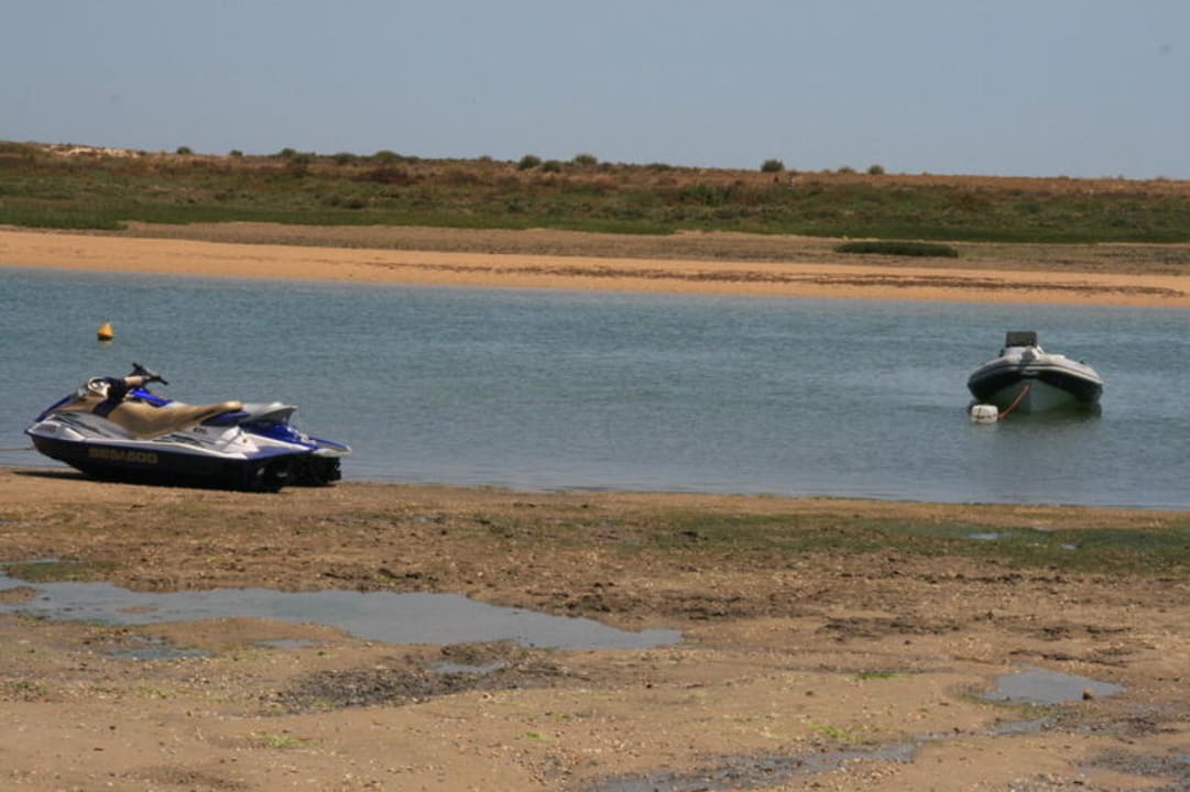 Hallo LAGUNE * - eher Sumpf Tümpel Moor Golden Club Cabanas