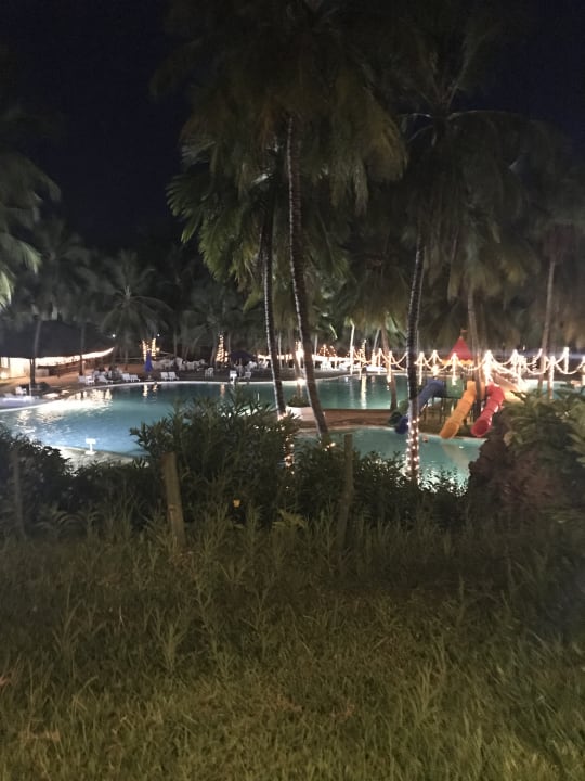 Gartenanlage PrideInn Flamingo Beach Resort & Spa