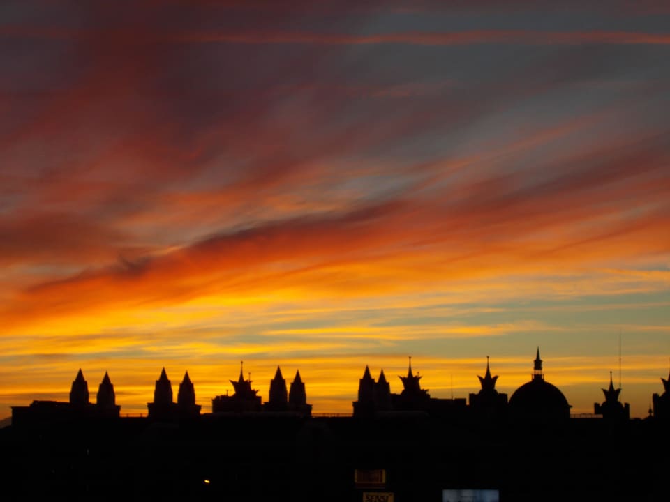 Sonnenuntergang Dream World Aqua Hotel