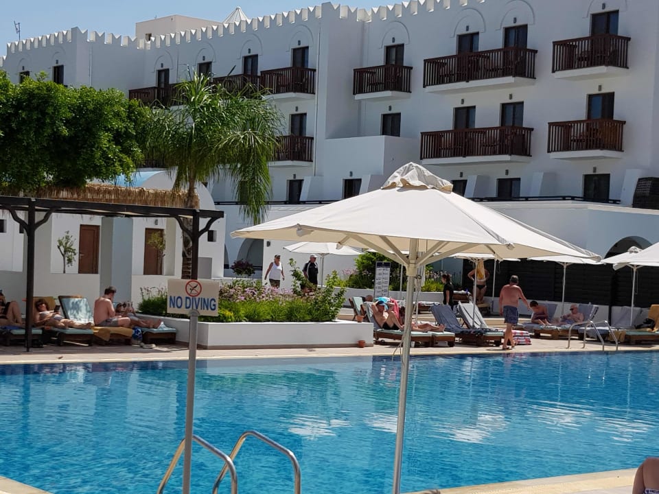 Pool TUI BLUE Oceanis Beach and Spa Resort