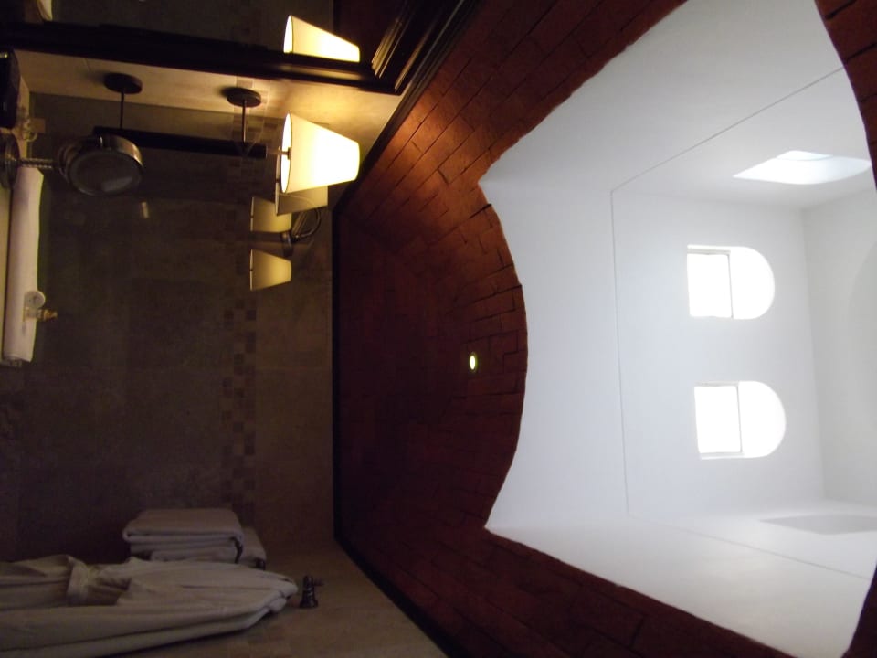 Kuppel über dem Waschtisch Hotel Camino Real Antigua