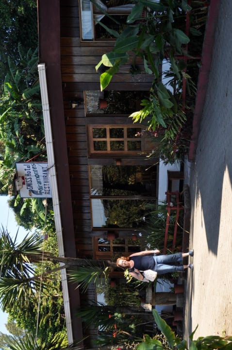 Am Eingang Hotel Swiss Miramontes