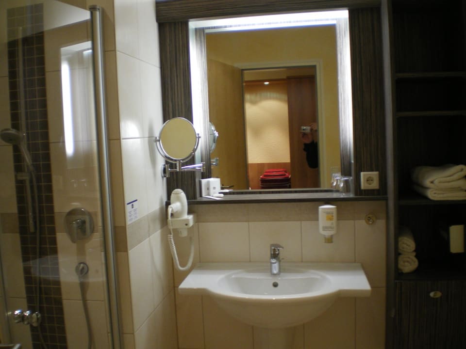 Moderner Waschplatz Hotel am Vitalpark