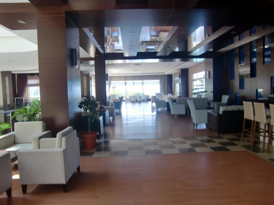 Lobbybar Seaden Sea World Resort & Spa