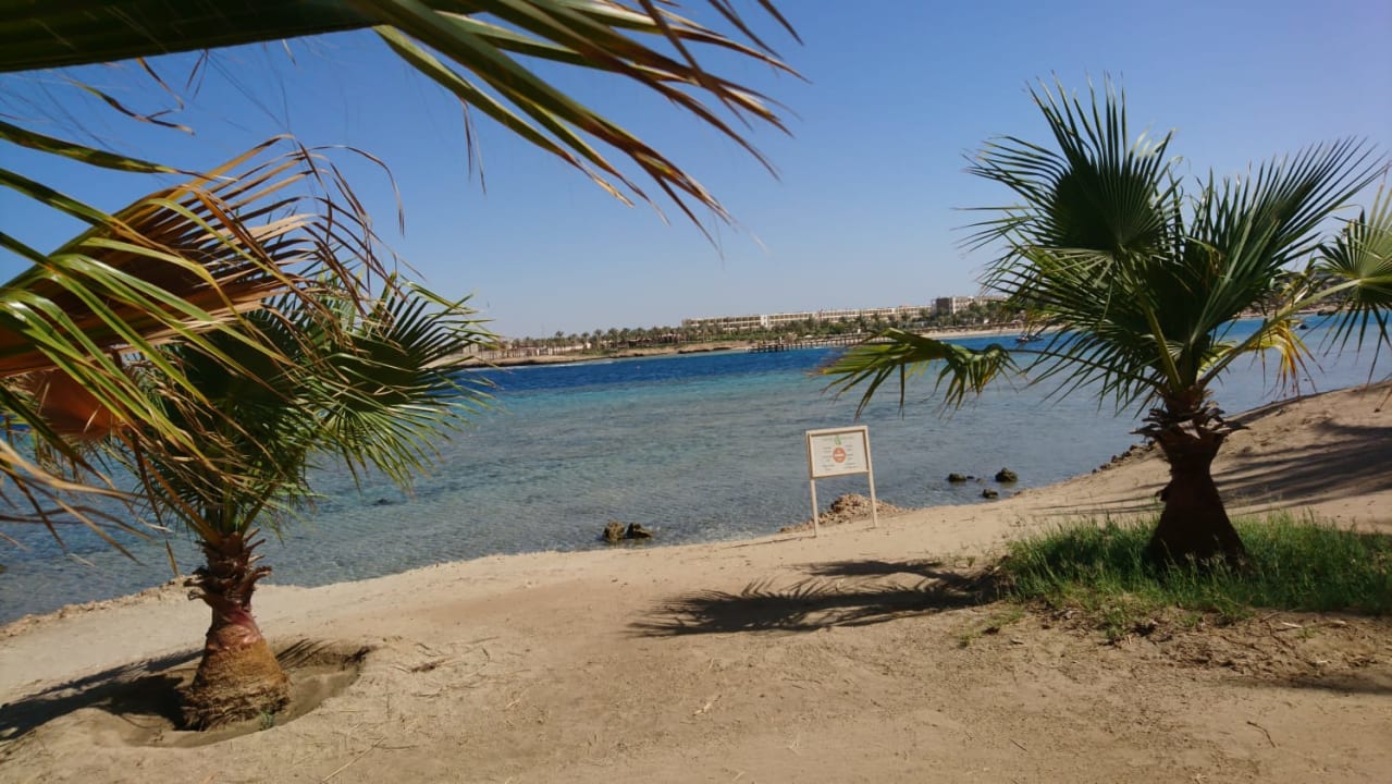 Strand Brayka Bay Resort