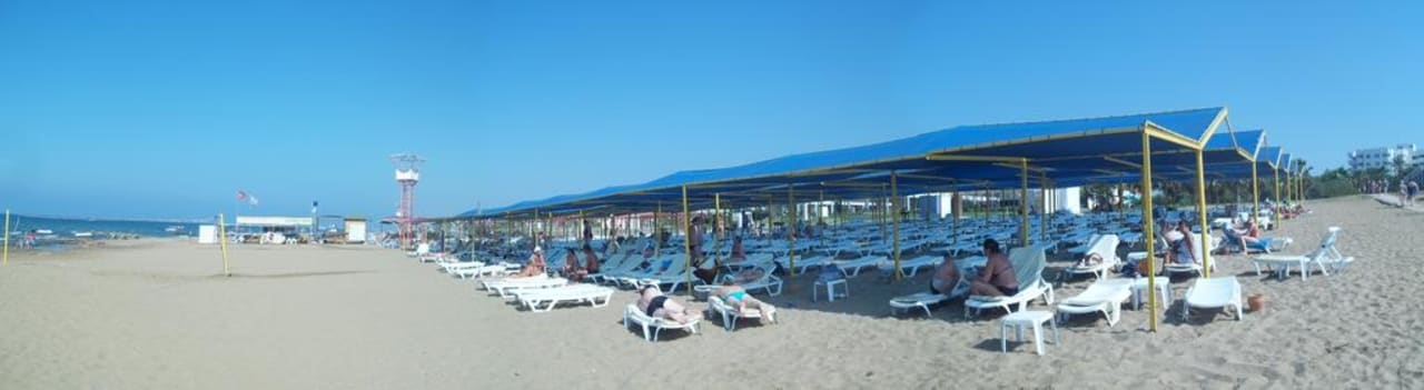 Panoramabild Strandliegen/Überdachung Hotel Orfeus Park