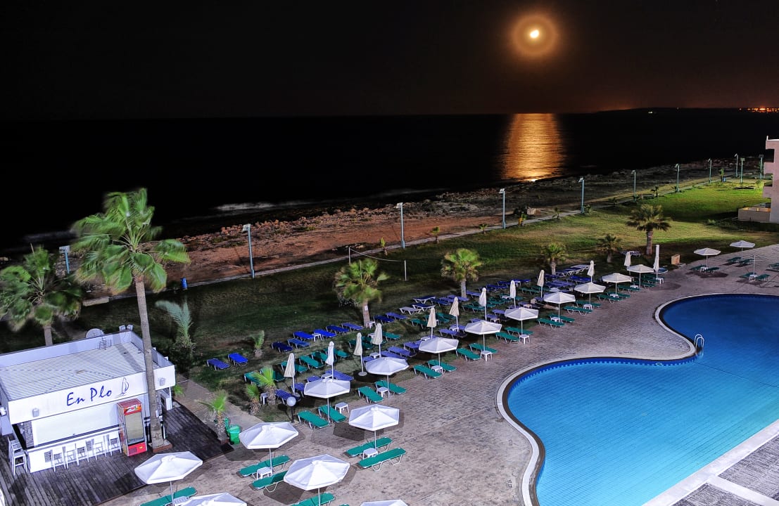 Außenansicht Piere Anne Beach Hotel