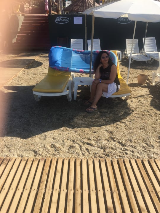 Strand Club Dizalya