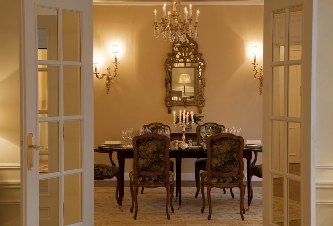 Salle à manger de la suite Impériale Hotel Le Bristol