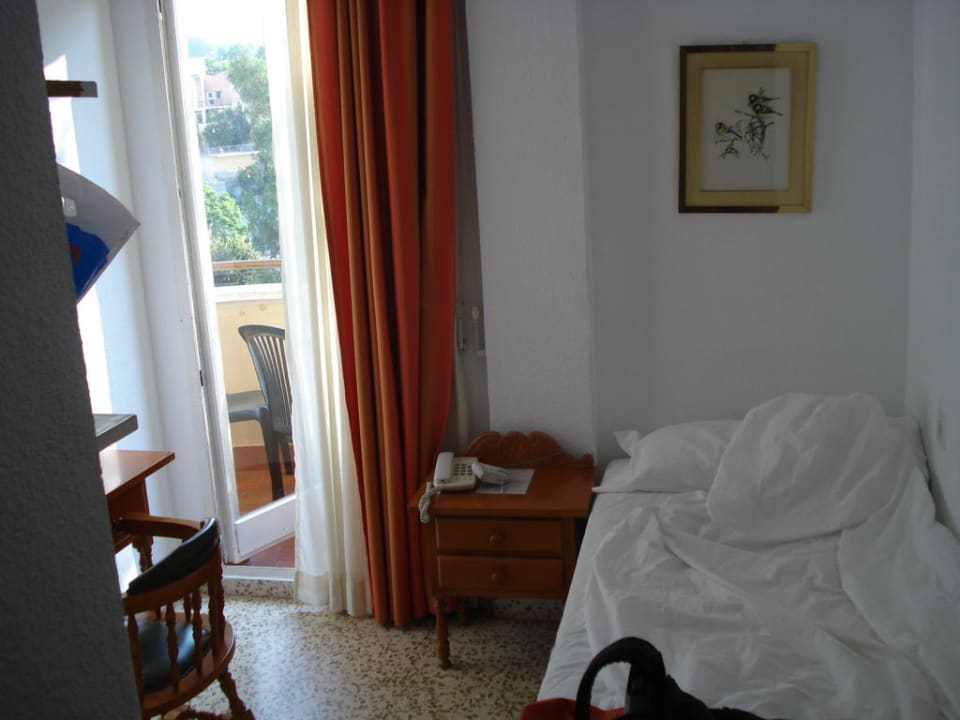 Einzelzimmer Malaca Instituto Club Hispanico