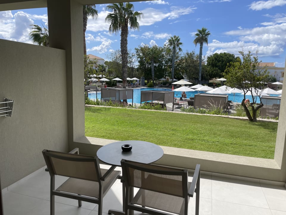 Zimmer Neptune Luxury Resort