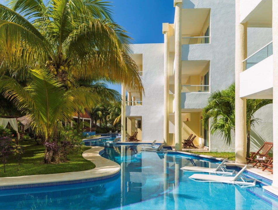 Außenansicht TUI BLUE El Dorado Seaside Suites