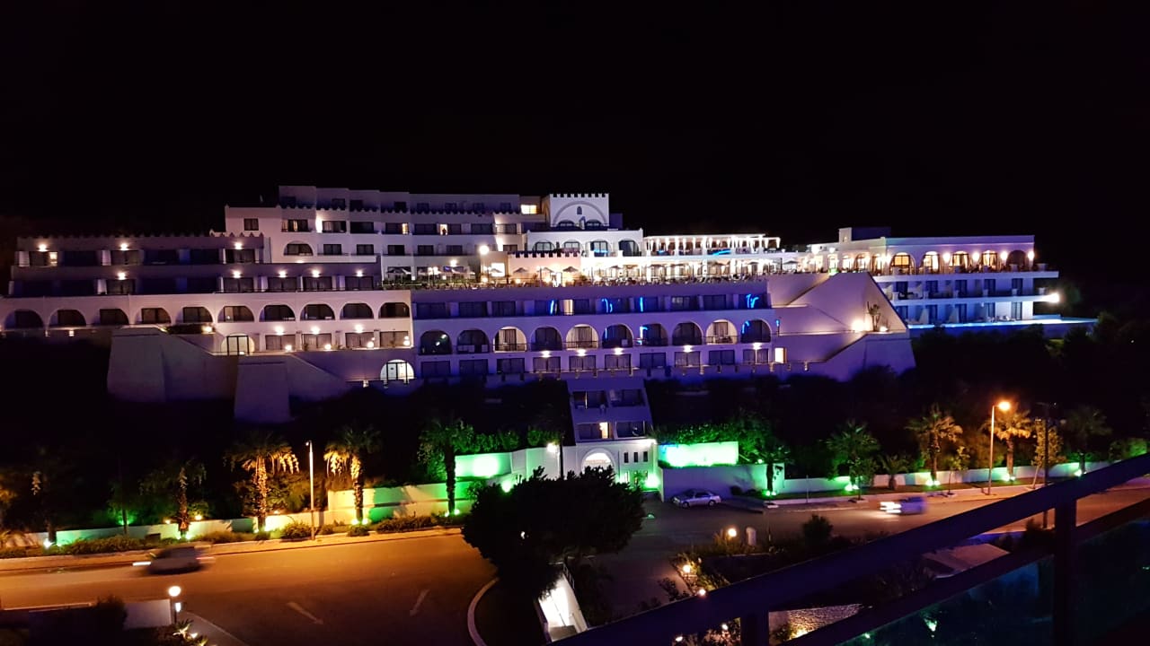 Außenansicht Hotel Calypso Beach