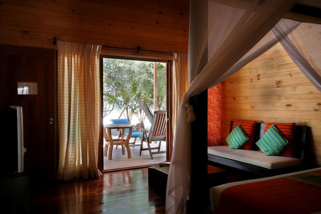 Jacuzzi Villa 107 Meeru Maldives Resort Island