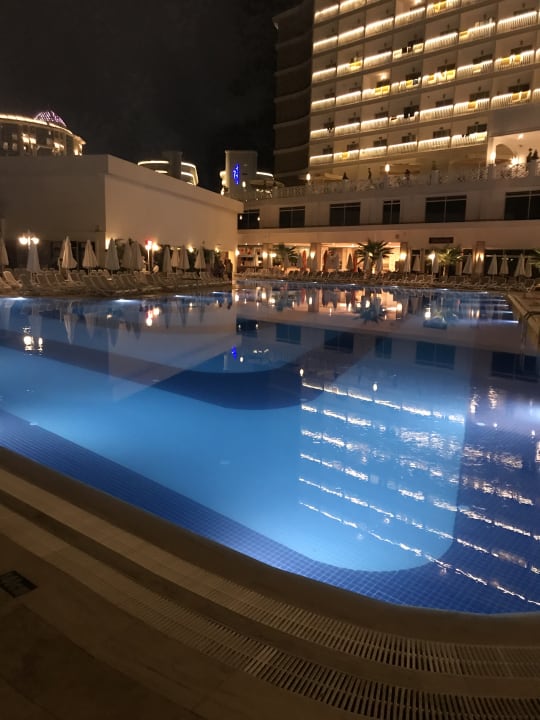 Pool Oz Hotels Sui Resort