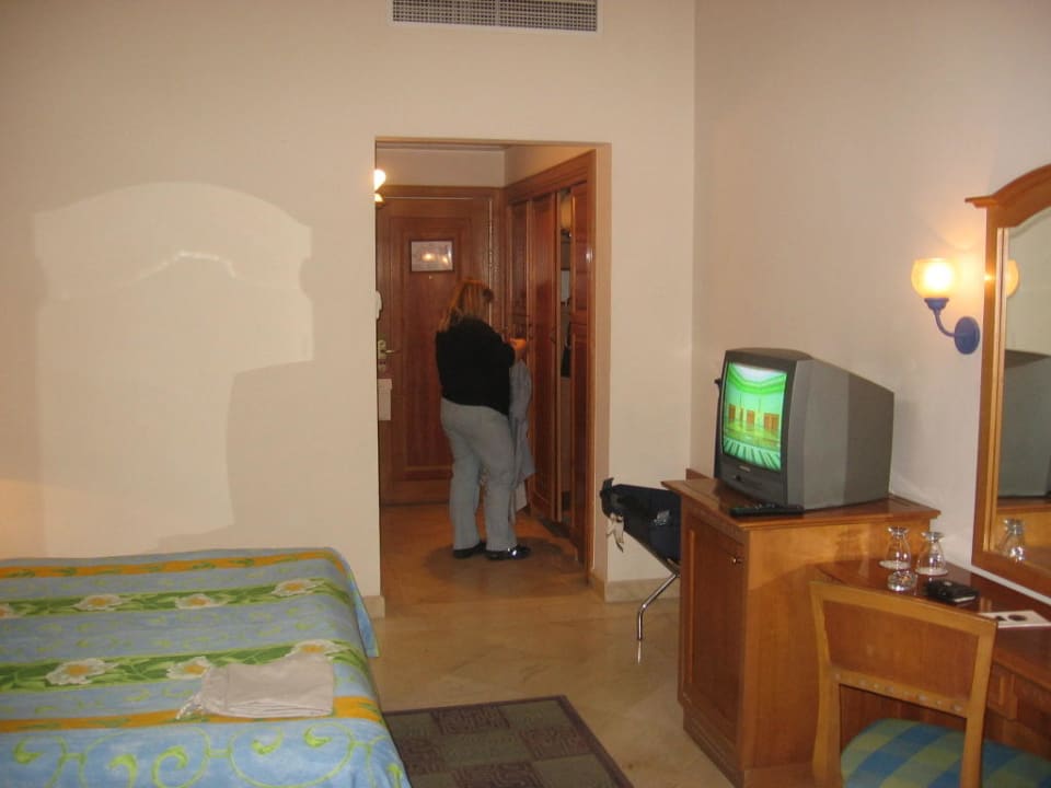 Hotelzimmer von Blickwinkel Terrasse Mövenpick Hotel Cairo Media City