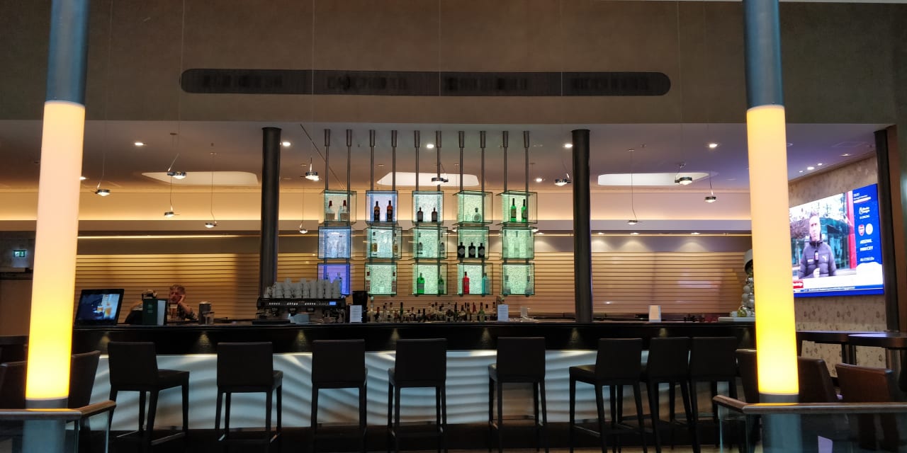 Lobby Hilton Frankfurt Airport