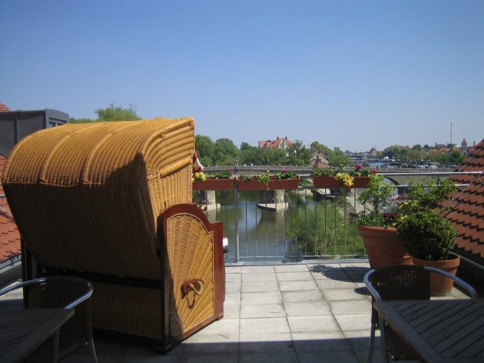Sorat Insel Hotel, Dachterrasse Sorat Insel Hotel Regensburg