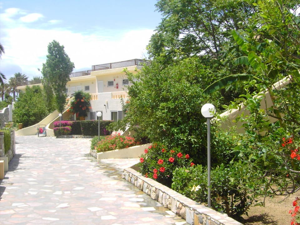Schöne Hotelanlage Euro Village Achilleas Hotel