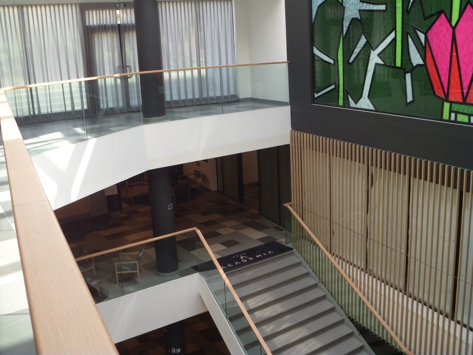 Lobby Hotel Academia