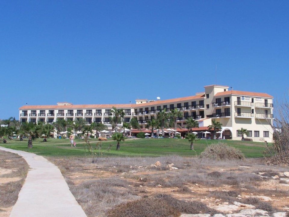 Hotel vom Strand aus Nelia Sea Breeze