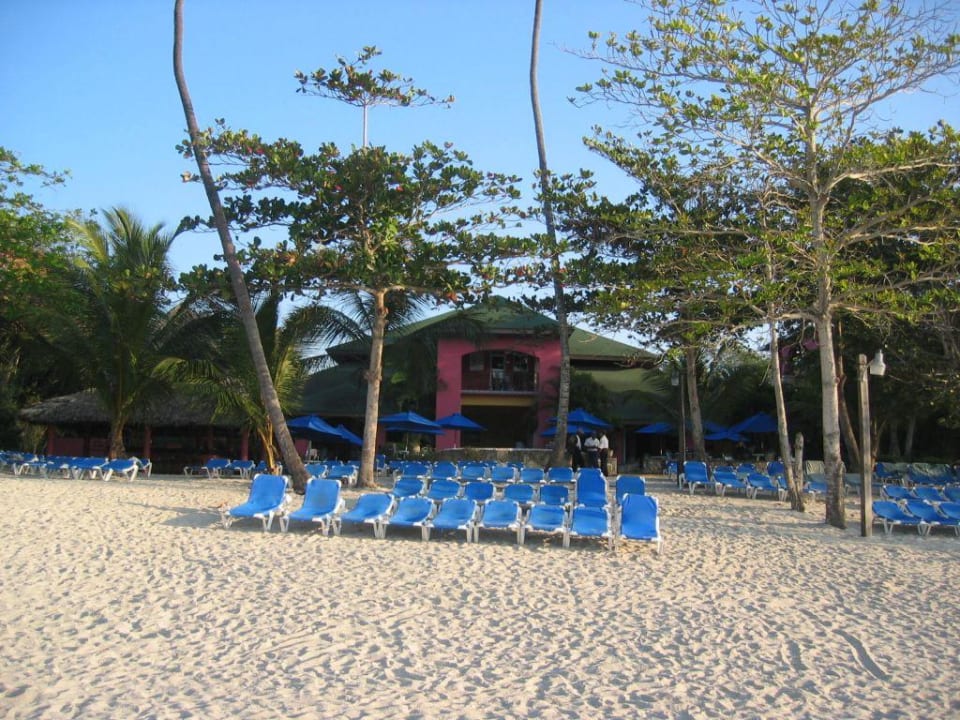 Hotelstrand morgens Emotions By Hodelpa - Juan Dolio All Inclusive