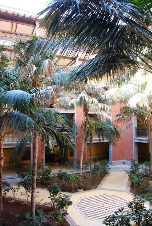 Dziedziniec wewnętrzny Lopesan Costa Meloneras, Resort & Spa