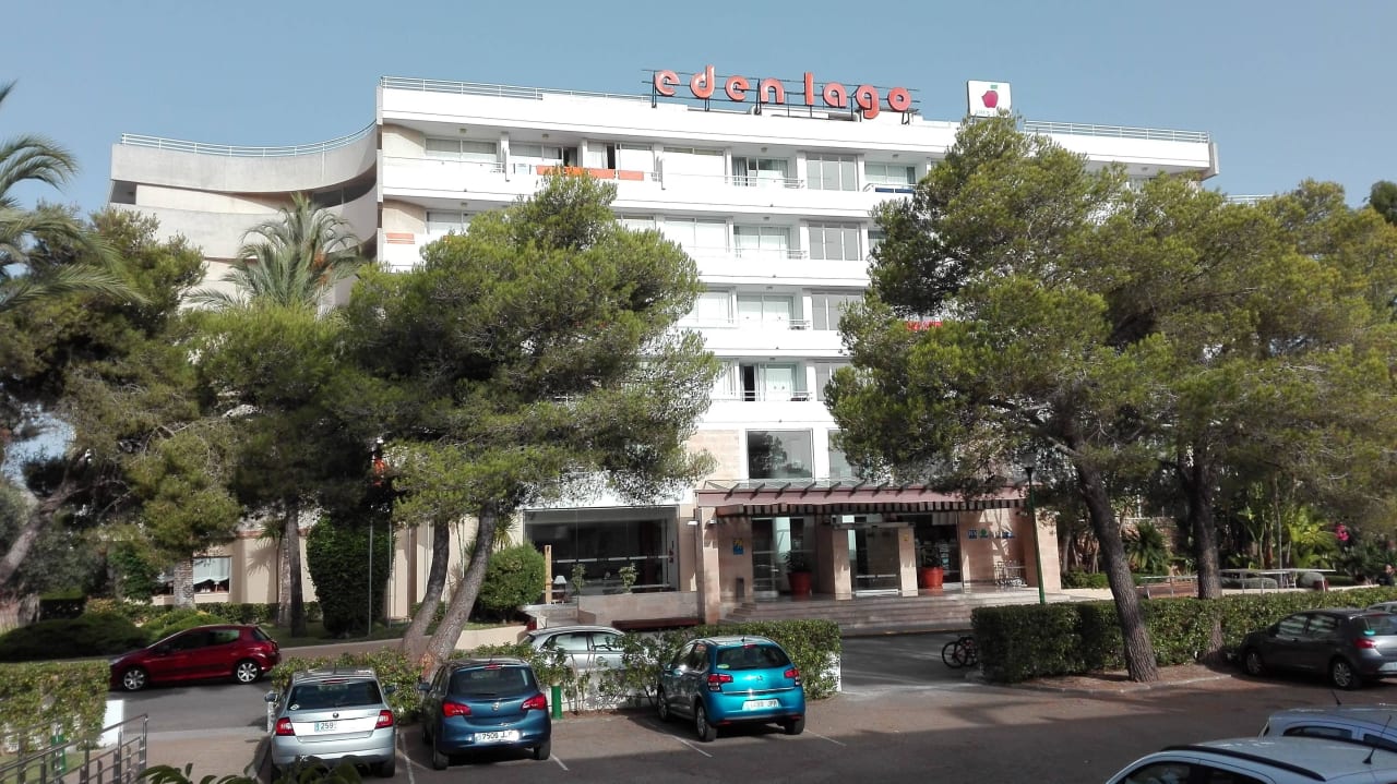 Hotel von außen VIVA Eden Lago