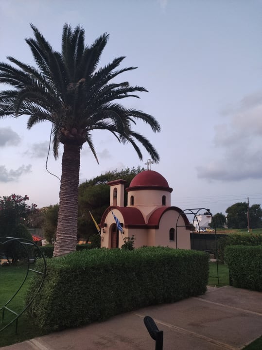 Gartenanlage Anissa Beach & Village