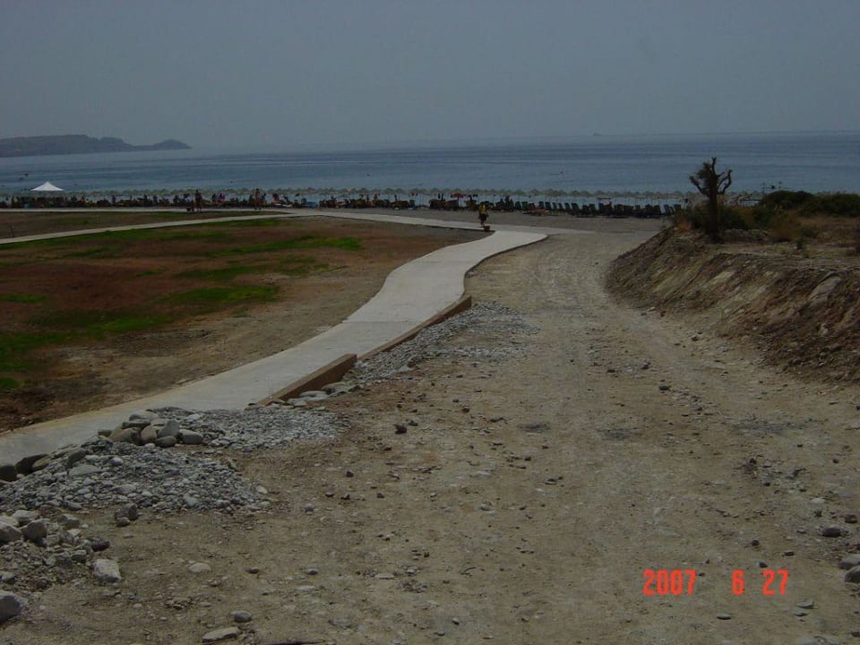 Der Weg zum Strand Lindos Imperial Resort & Spa