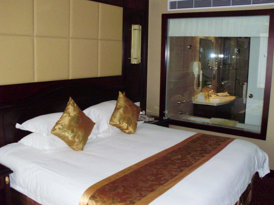 Doppelbett Oriental Riverside Bund View Hotel Shanghai