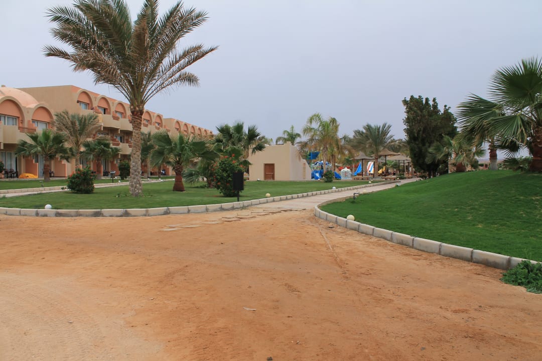 Außenansicht Three Corners Sea Beach Resort