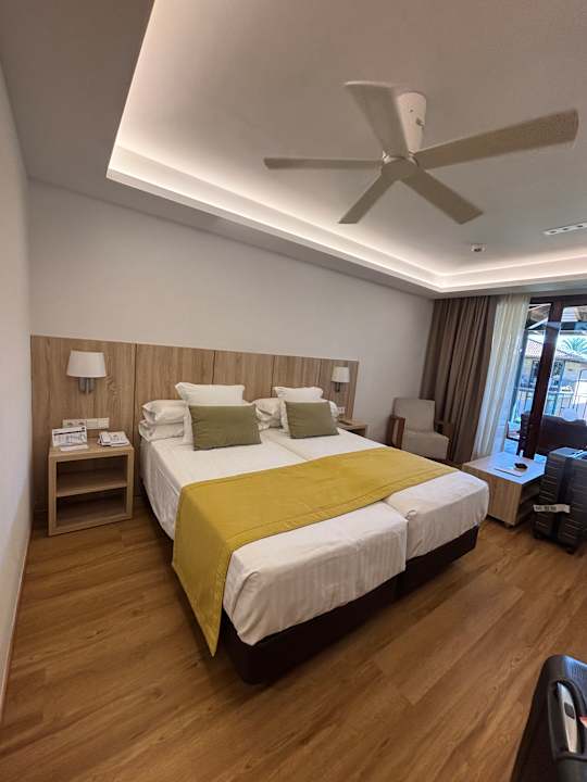 Zimmer PortBlue Club Pollentia Resort & Spa