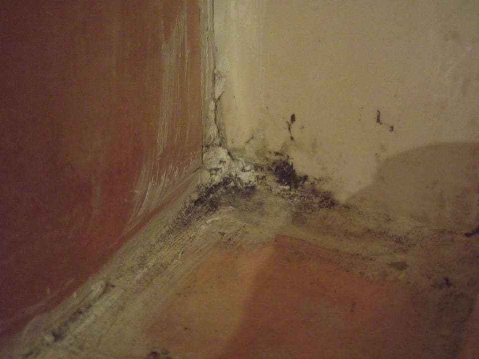 Schimmel im Bad des Zimmers 1314 Hotel Thalassa Mahdia