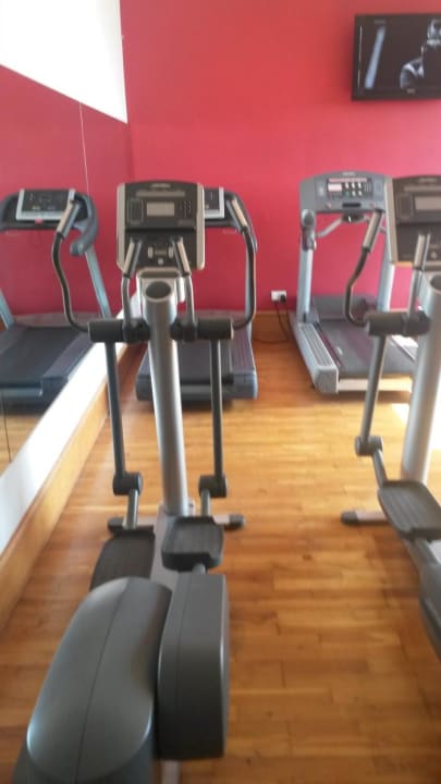fitness-corinthia-hotel-st-george-s-bay-st-julian-s-holidaycheck