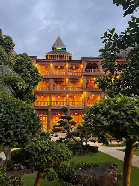 Außenansicht Santhiya Tree Koh Chang Resort
